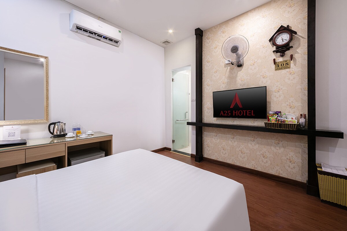 A25 Hotel - 15 Hang Than - Tap to explore photos