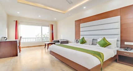 Hotel Phoenix Room Type - Premium Valley View Room Hotel Phoenix Room Type - Premium Valley View Room