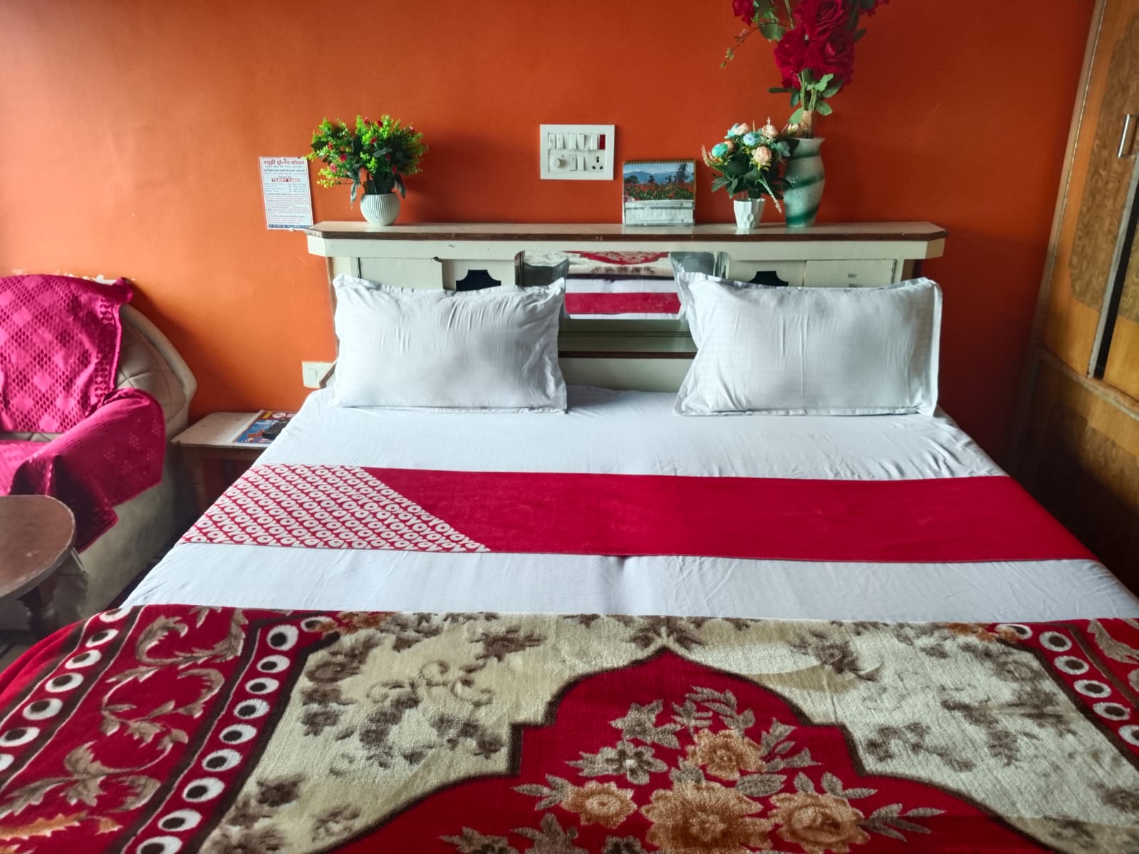 Raturi Tourist Hotel New Tehri - Tap to explore photos