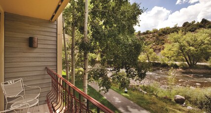 DoubleTree by Hilton Durango Room Type - RIVER VIEW 2 QNS PURE RM