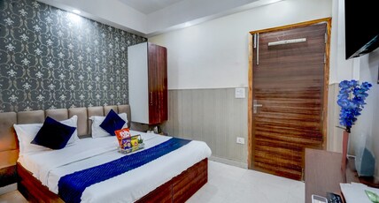 Restin Hotels Near Botanical Garden Room Type - Deluxe Room Restin Hotels Near Botanical Garden Room Type - Deluxe Room