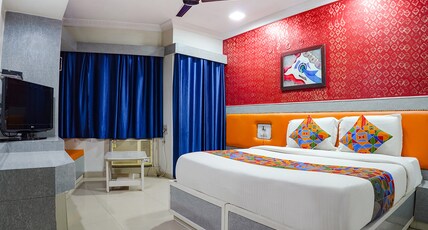 FabHotel Backstreet Room Type - Premium Room