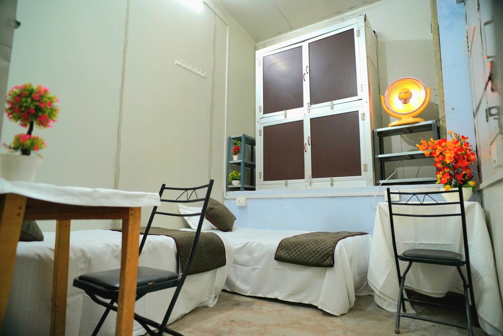 Aggy Home Stay - Tap to explore photos