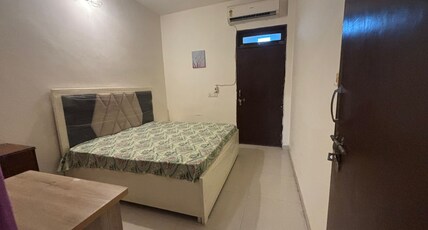 Green Bacchus Stays| Private room with kitchen Room Type - Bedroom 6