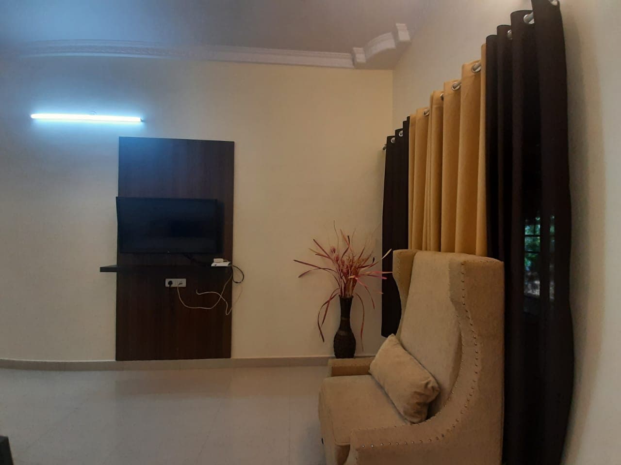 Gaja Villa | 1 BHK Garden-view Villa - Tap to explore photos