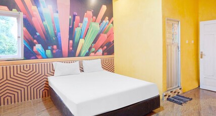 Hotel O Wisma Pelangi Palopo Room Type - Indonesia Standard Double Hotel O Wisma Pelangi Palopo Room Type - Indonesia Standard Double