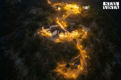 StayVista at Sheesham @ Artisanal Heights W/ Jacuzzi And Infinity Pool