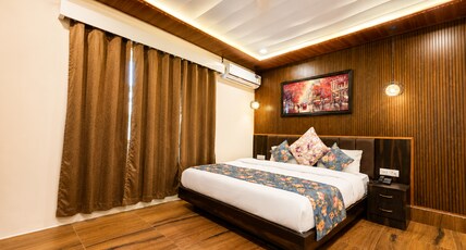 Adlife Classic Room Type - Super Deluxe with AC Adlife Classic Room Type - Super Deluxe with AC