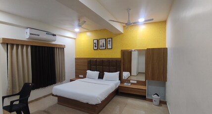 Hotel Newyork Inn Room Type - Deluxe Double Room