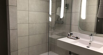 Mercure Reims Parc des Expositions Room Type - Upper room with 1 double bed