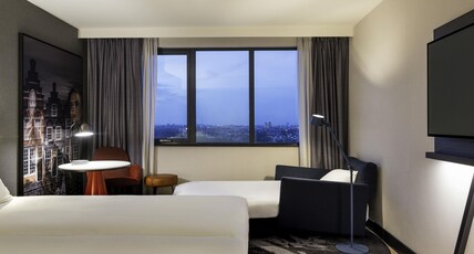Mercure City Amsterdam City Hotel Room Type - Twin Privilege with Single Sofa bed