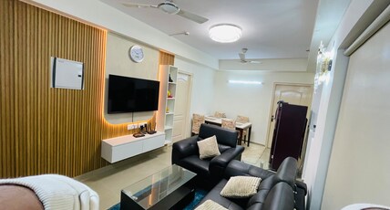 Peaceful Ved Van View Apartment Hyde Park Noida Room Type - Peaceful Ved Van View Apartment Hyde Park Noida