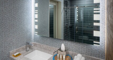 Hotel Indigo GAINESVILLE-CELEBRATION POINTE, an IHG hotel Room Type - 2 Double Beds Standard