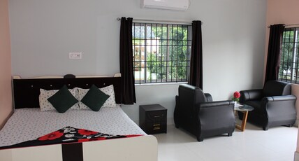 Zara homestay Room Type - Premium Ac Double Room With front Balcony