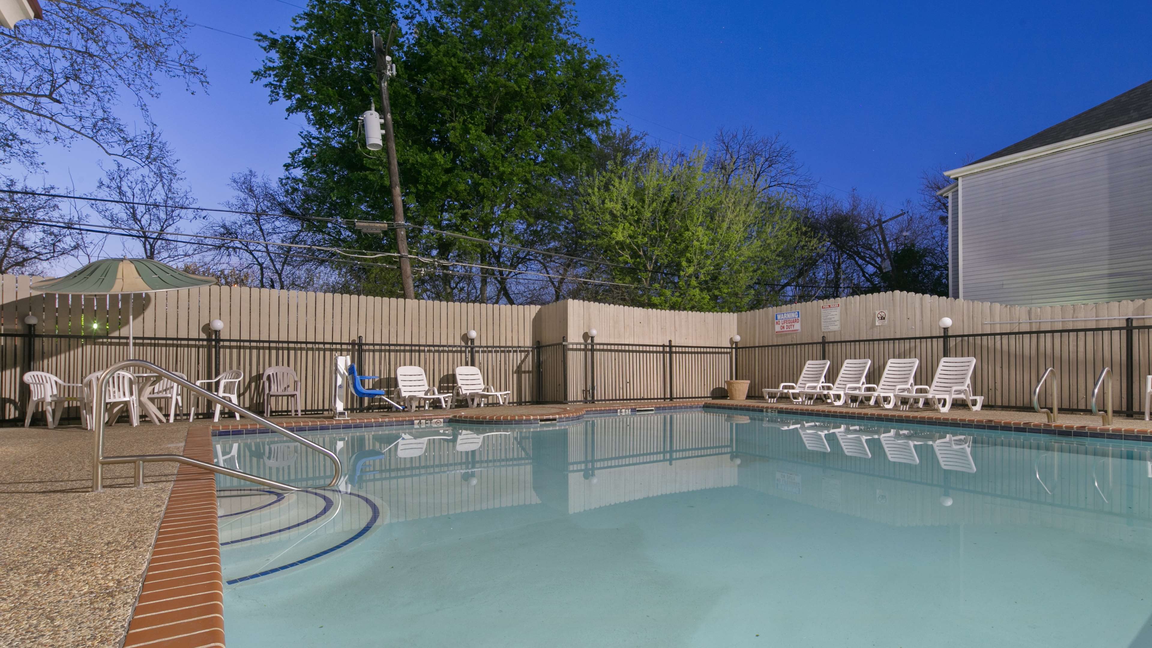 Best Western San Marcos - Tap to explore photos