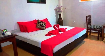 Hotel Sheetal Tower Room Type - Deluxe Room