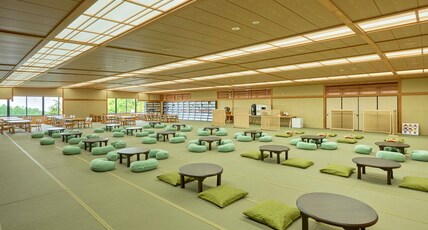 GRAND MERCURE YATSUGATAKE Room Type - Executive Family Room with 2 single beds and 1 trundle bed