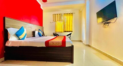 Hotel Aero Indus Room Type - Deluxe room