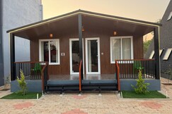 JP Glamping Resorts -Twin house