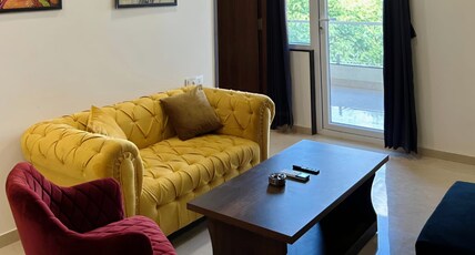 Central Hub 2BHK Balcony Parking 201 Room Type - Central Hub 2BHK Balcony Parking 201