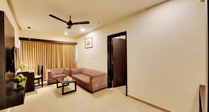 The Lavender Hotel - Manyata Tech Park Room Type - Suite Room