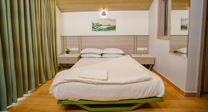 V Zone River Edge | River View Room Type - Volga