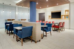 Holiday Inn Express & Suites KING GEORGE - DAHLGREN