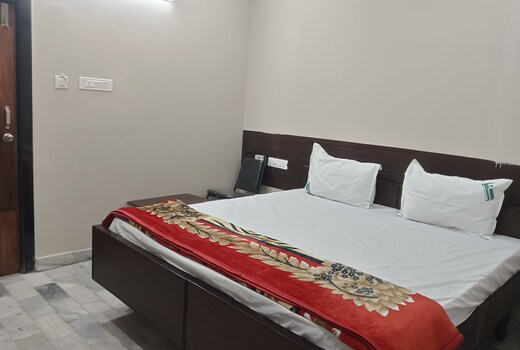 Karthikeya Inn