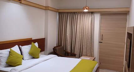 Hotel Priyadarshini Classic Room Type - Deluxe Non A/C Room