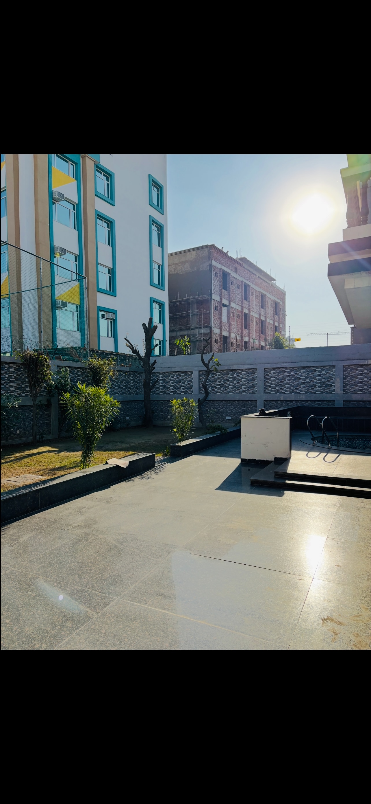 4bhk Villa Gurgaon private pool - Tap to explore photos