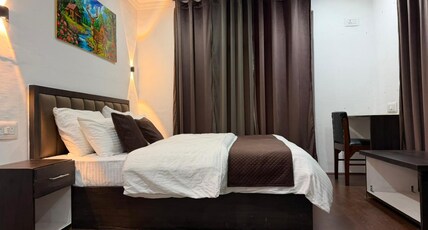 Farrahbakshresidency Room Type - Deluxe Rooms