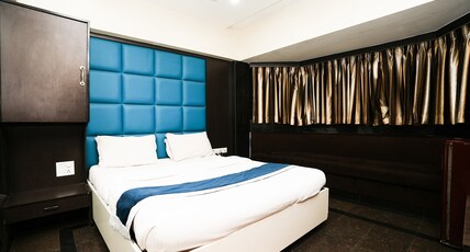 Hotel Kings Palace Room Type - Deluxe Double Room