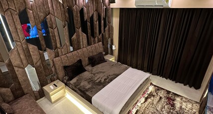 Coffee room Room Type - Bedroom