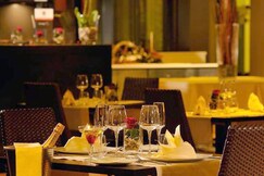 Best Western Falck Village Hotel