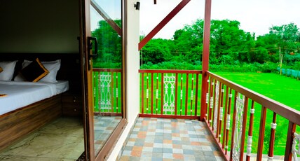 De Tranquil Resorts Room Type - Couple Standard With Balcony