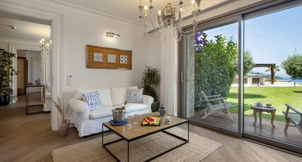 Allium Bodrum Resort and Spa Room Type - Yalikavak One Bedroom Seaview Suite