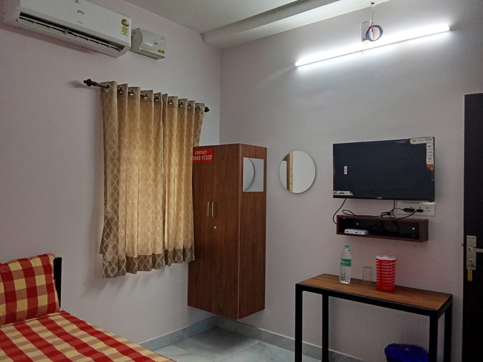 SRI VINAYAGA RESIDENCY - Tap to explore photos