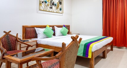 Treebo Y Hotels Elite, Khandagiri Room Type - Deluxe Room
