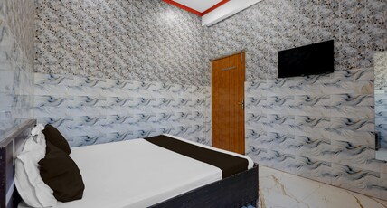 HOTEL O SHREE JI SEVA SADAN Room Type - Classic