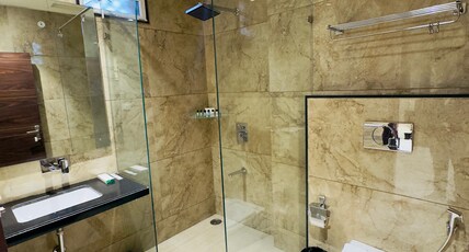HOTEL JAIPUR DREAMS Room Type - Suite Room
