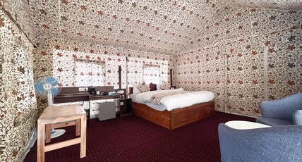 Sonmarg Mount Resort Room Type - Riverfront Premium Tent