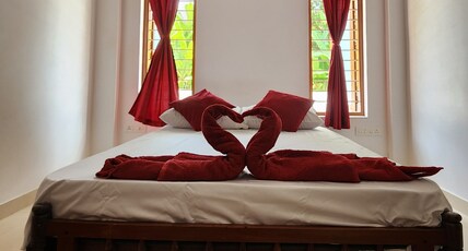 Elephant Coco Homestay Room Type - Non AC Double Room