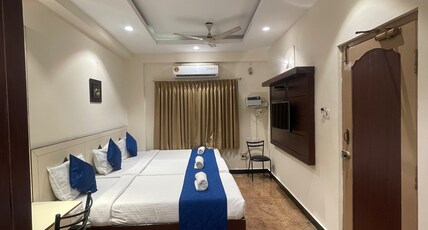 AKG-Lodge Room Type - Deluxe Triple Room