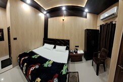 Aashvi Guest House | 10 min walk to Shri Ramjanmbhumi