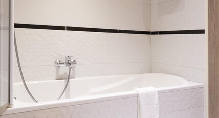 Mercure Forbach Room Type - Superior Non Smoking Room with 1 double bed and 2 single beds