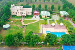 VANAM RESORTS