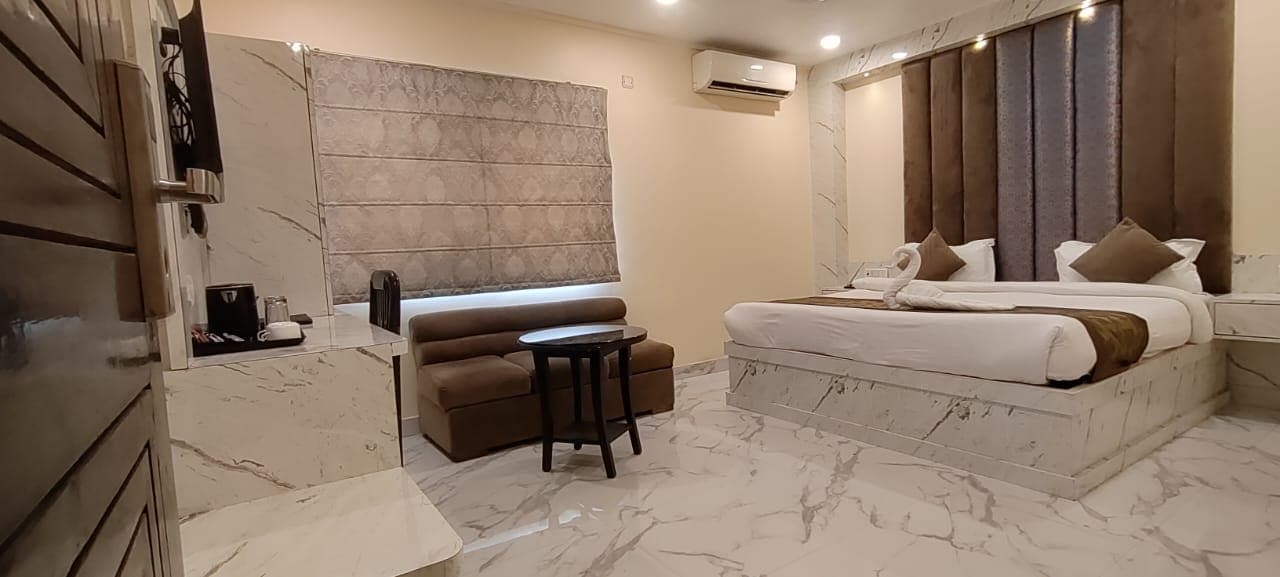 Hotel Sarin Inn Heritage - Tap to explore photos