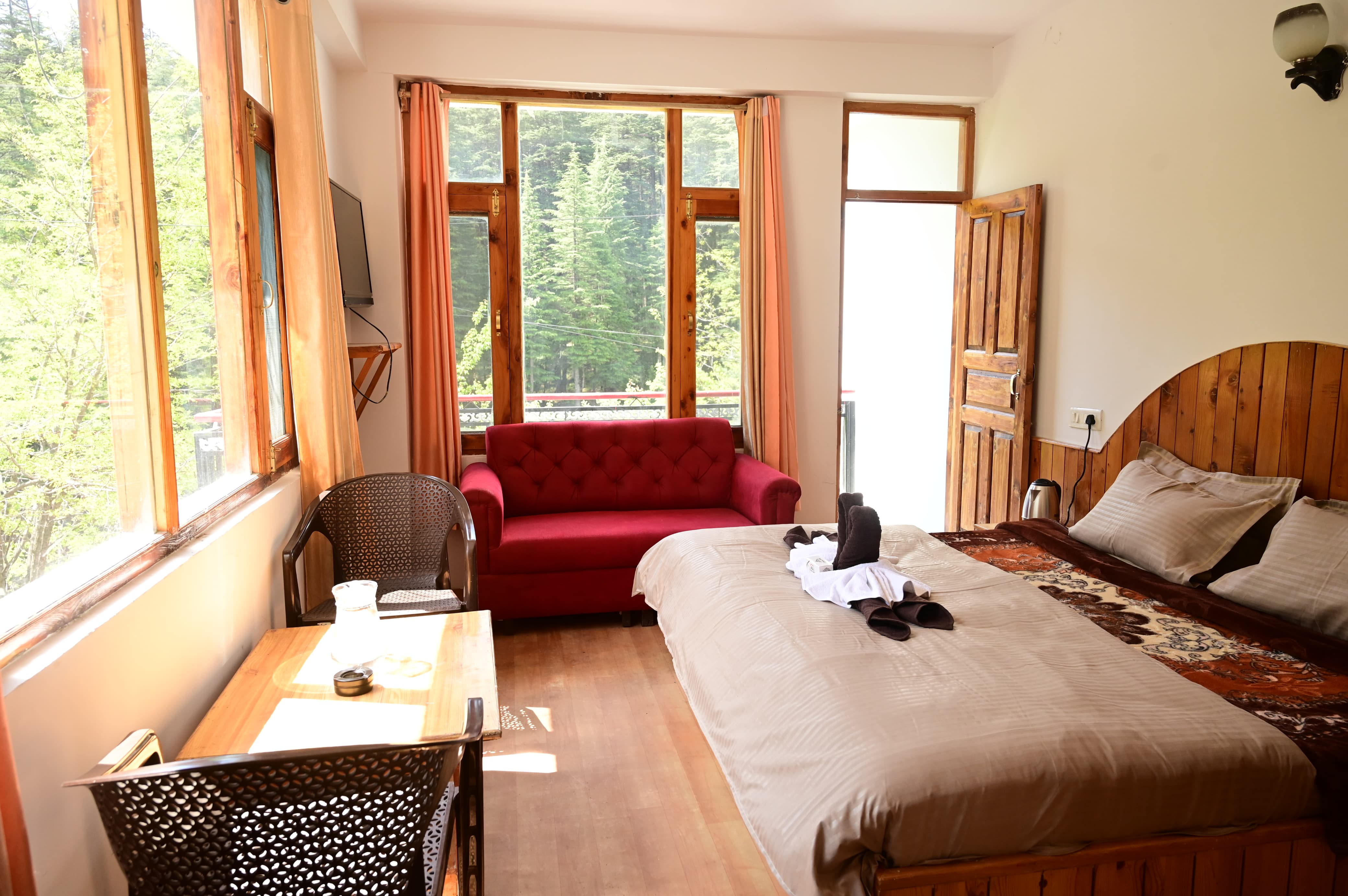 Rest N Ramble - Tap to explore photos