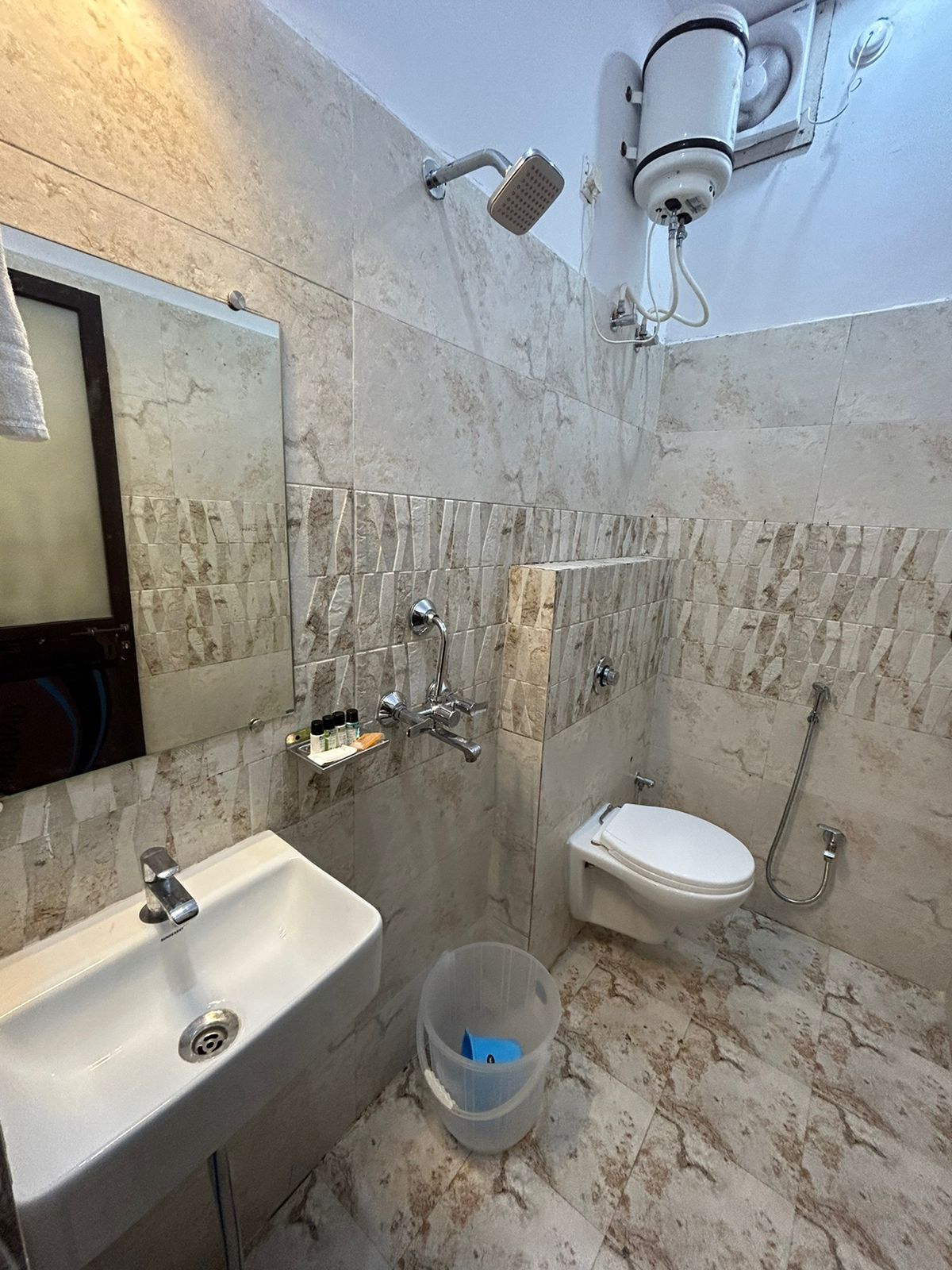 PS RESIDENCY - Tap to explore photos