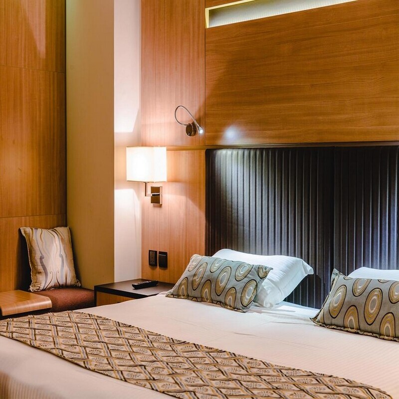 Al Bilad Hotel - Tap to explore photos